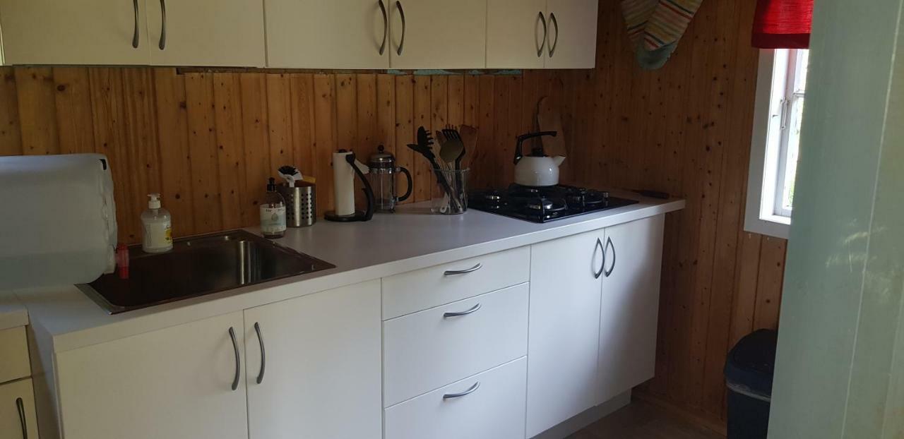 Cozy Cottage In The Woods, Near Dyreparken In Kristiansand, Lake LolandsvannetOvrebo エクステリア 写真